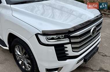 Позашляховик / Кросовер Toyota Land Cruiser 2023 в 