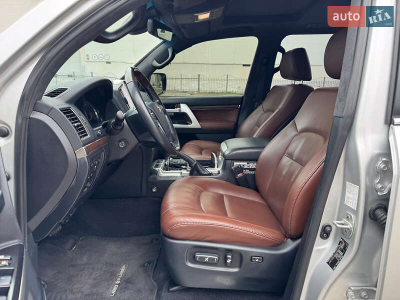 Внедорожник / Кроссовер Toyota Land Cruiser 2016 в Киеве