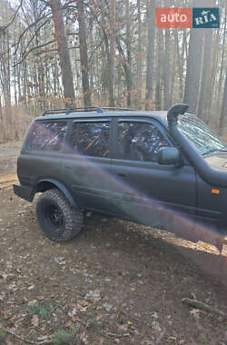 Внедорожник / Кроссовер Toyota Land Cruiser 1996 в 