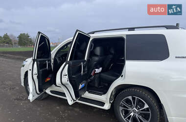 Внедорожник / Кроссовер Toyota Land Cruiser 2020 в 