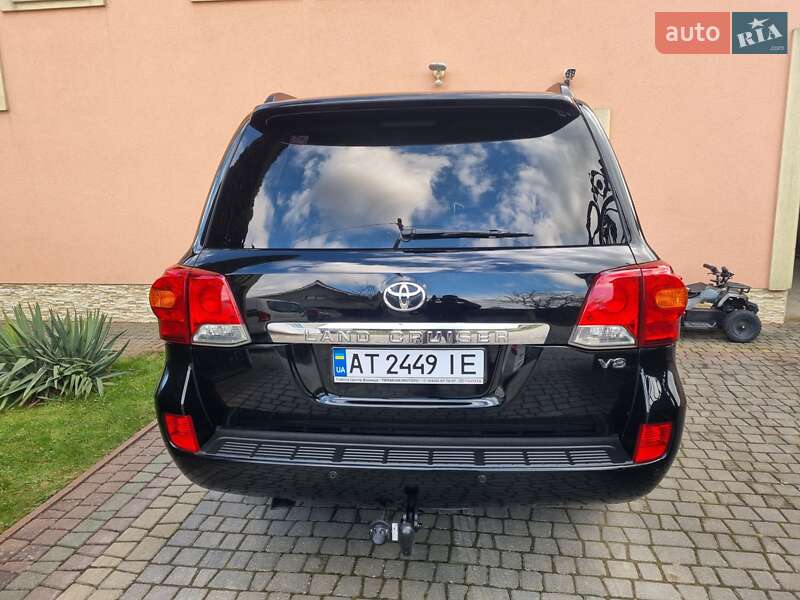 Внедорожник / Кроссовер Toyota Land Cruiser 2012 в Коломые
