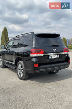 Внедорожник / Кроссовер Toyota Land Cruiser 2016 в 