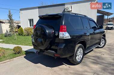 Внедорожник / Кроссовер Toyota Land Cruiser 2010 в 
