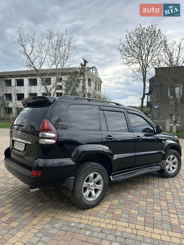 Позашляховик / Кросовер Toyota Land Cruiser 2006 в Одесі