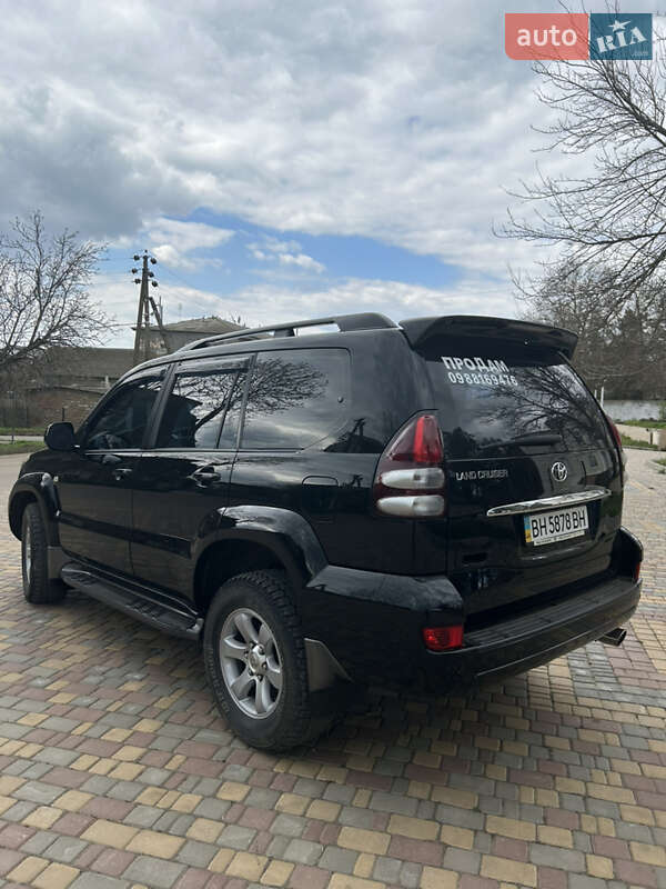 Позашляховик / Кросовер Toyota Land Cruiser 2006 в Одесі