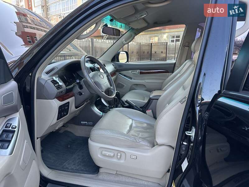 Внедорожник / Кроссовер Toyota Land Cruiser 2007 в Умани