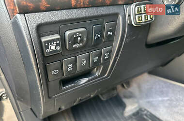 Внедорожник / Кроссовер Toyota Land Cruiser 2013 в 