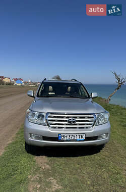 Внедорожник / Кроссовер Toyota Land Cruiser 2008 в 