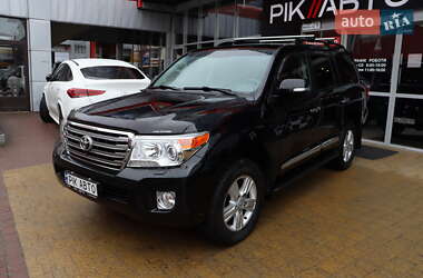 Внедорожник / Кроссовер Toyota Land Cruiser 2012 в 