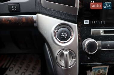 Внедорожник / Кроссовер Toyota Land Cruiser 2012 в 