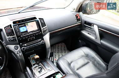 Внедорожник / Кроссовер Toyota Land Cruiser 2012 в 