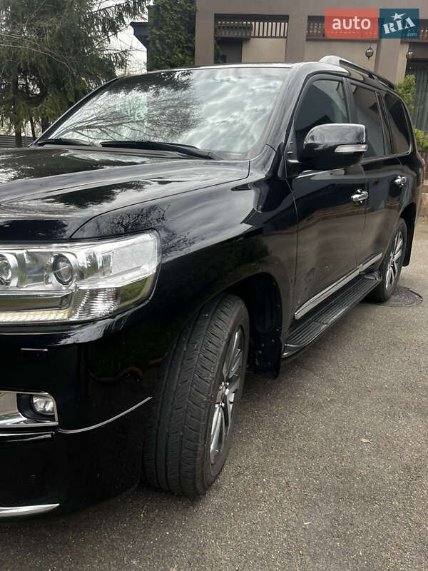 Внедорожник / Кроссовер Toyota Land Cruiser 2016 в Киеве