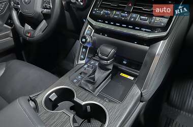 Внедорожник / Кроссовер Toyota Land Cruiser 2022 в 