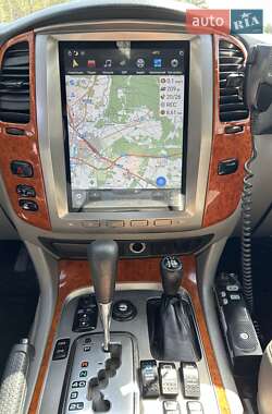 Внедорожник / Кроссовер Toyota Land Cruiser 2005 в 