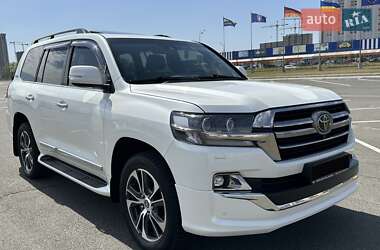 Внедорожник / Кроссовер Toyota Land Cruiser 2020 в 