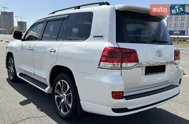Внедорожник / Кроссовер Toyota Land Cruiser 2020 в 