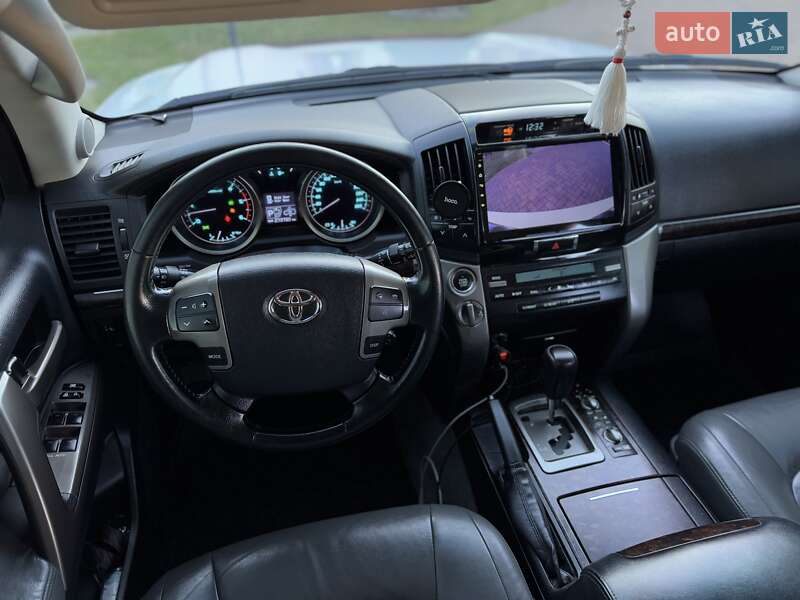 Внедорожник / Кроссовер Toyota Land Cruiser 2009 в Ивано-Франковске