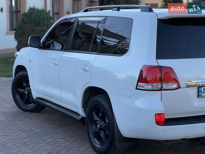 Внедорожник / Кроссовер Toyota Land Cruiser 2009 в Ивано-Франковске