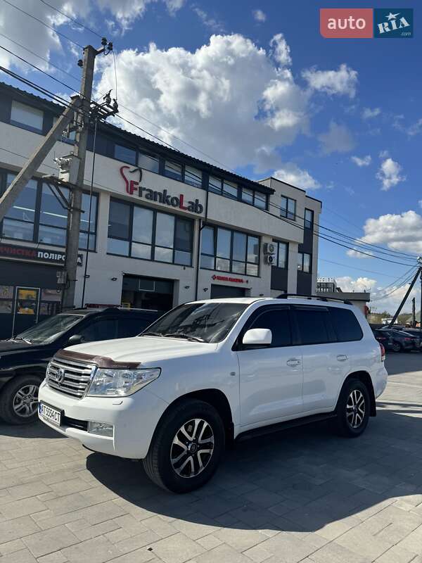 Внедорожник / Кроссовер Toyota Land Cruiser 2009 в Ивано-Франковске