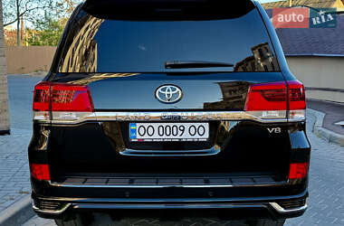 Позашляховик / Кросовер Toyota Land Cruiser 2020 в 