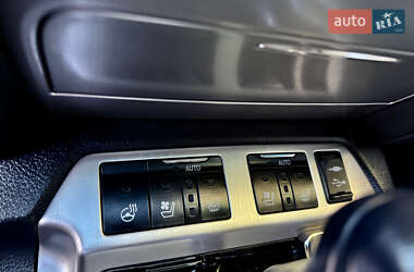 Позашляховик / Кросовер Toyota Land Cruiser 2020 в 