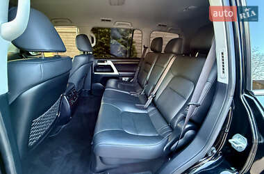 Позашляховик / Кросовер Toyota Land Cruiser 2020 в 