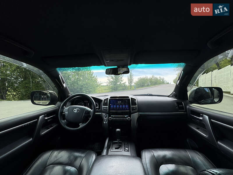 Позашляховик / Кросовер Toyota Land Cruiser 2012 в Києві