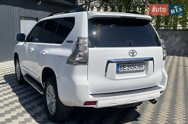Внедорожник / Кроссовер Toyota Land Cruiser 2010 в 