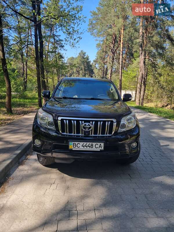 Позашляховик / Кросовер Toyota Land Cruiser 2011 в Львові