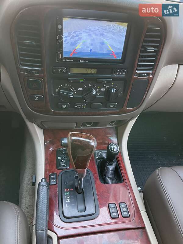 Внедорожник / Кроссовер Toyota Land Cruiser 2001 в Ивано-Франковске