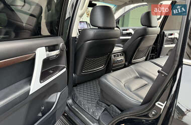 Внедорожник / Кроссовер Toyota Land Cruiser 2017 в 
