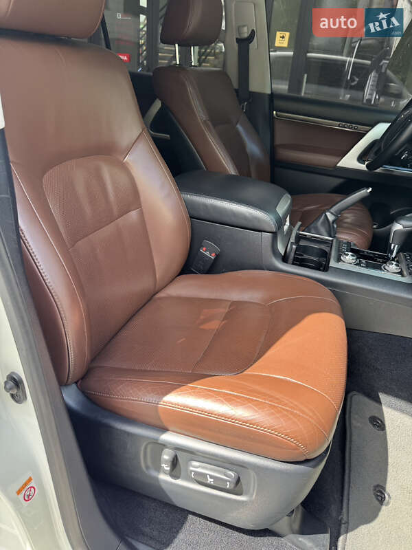 Внедорожник / Кроссовер Toyota Land Cruiser 2015 в Черкассах