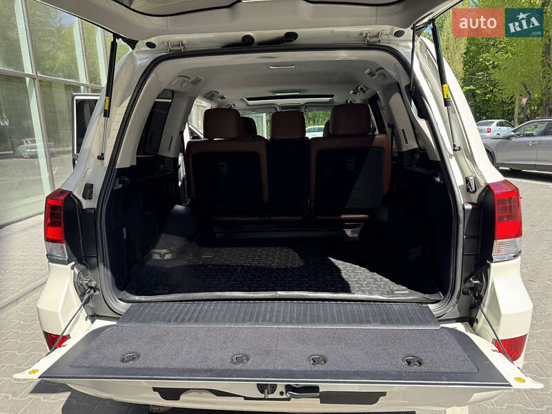 Внедорожник / Кроссовер Toyota Land Cruiser 2015 в Черкассах