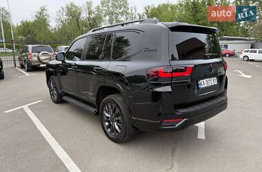 Внедорожник / Кроссовер Toyota Land Cruiser 2021 в 