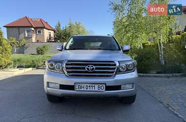 Внедорожник / Кроссовер Toyota Land Cruiser 2010 в 