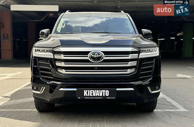 Позашляховик / Кросовер Toyota Land Cruiser 2021 в 