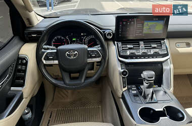 Позашляховик / Кросовер Toyota Land Cruiser 2021 в 
