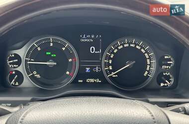 Внедорожник / Кроссовер Toyota Land Cruiser 2018 в 