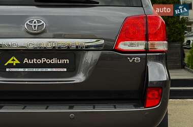 Позашляховик / Кросовер Toyota Land Cruiser 2008 в 