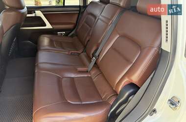Внедорожник / Кроссовер Toyota Land Cruiser 2016 в 