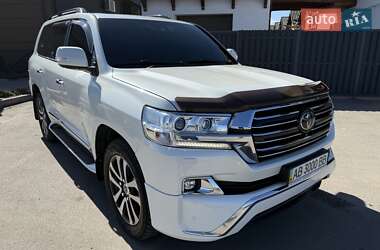 Внедорожник / Кроссовер Toyota Land Cruiser 2016 в 