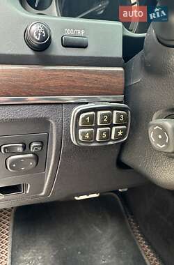 Внедорожник / Кроссовер Toyota Land Cruiser 2016 в 