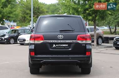 Позашляховик / Кросовер Toyota Land Cruiser 2011 в 