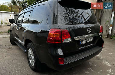 Позашляховик / Кросовер Toyota Land Cruiser 2012 в 