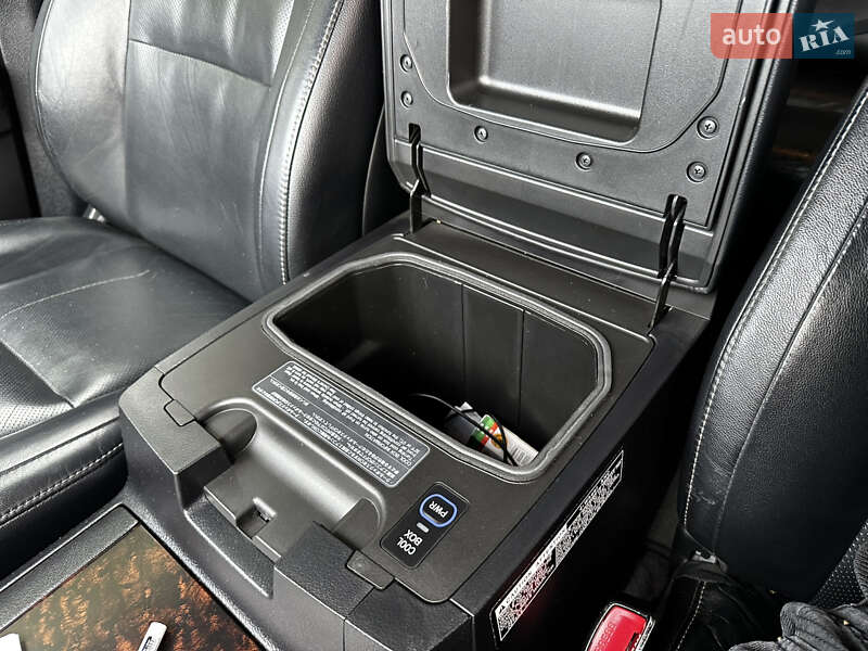 Внедорожник / Кроссовер Toyota Land Cruiser 2012 в Одессе