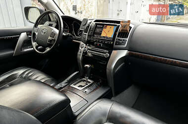Позашляховик / Кросовер Toyota Land Cruiser 2012 в 