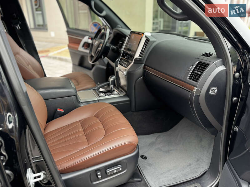 Позашляховик / Кросовер Toyota Land Cruiser 2020 в Києві