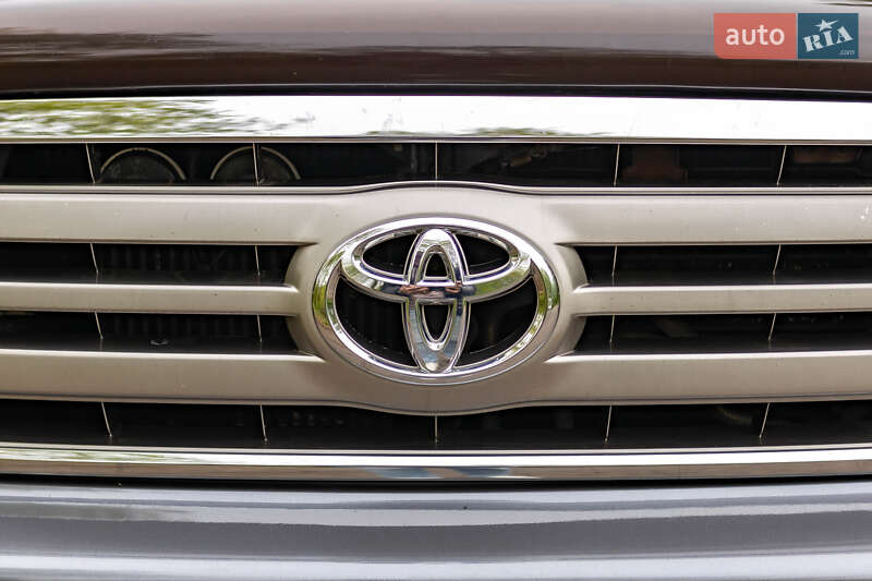 Позашляховик / Кросовер Toyota Land Cruiser 2006 в Трускавці фото 15 Позашляховик / Кросовер Toyota Land Cruiser 2006 в Трускавці