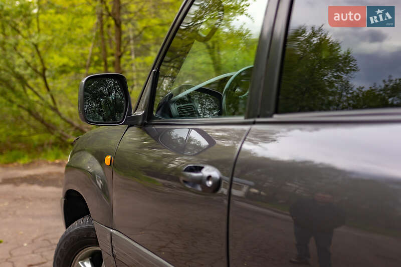 Позашляховик / Кросовер Toyota Land Cruiser 2006 в Трускавці фото 21 Позашляховик / Кросовер Toyota Land Cruiser 2006 в Трускавці