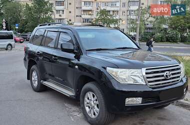 Внедорожник / Кроссовер Toyota Land Cruiser 2008 в 